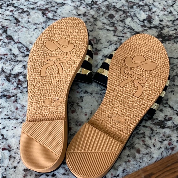 Sandals - Picture 5 of 7